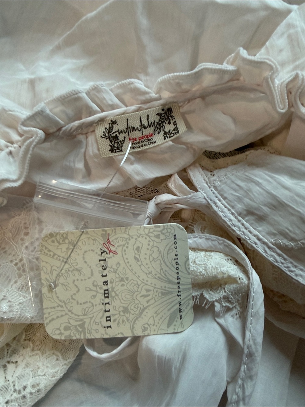 Free People Forever Young Bed Jacket White Alyssum Top Sz XS NEW - Picture 10 of 12